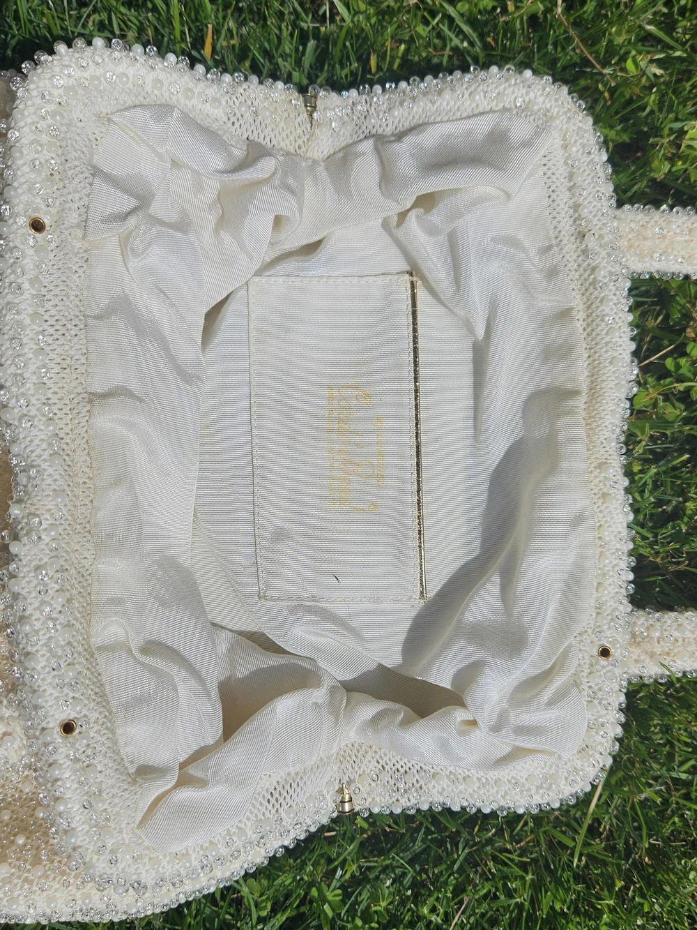 Pearl-Embellished Ivory Handbag Bag - Picture 4 of 9